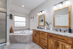 8419 Lynx Lane (16)