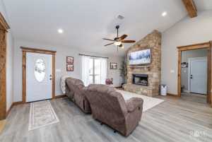 8419 Lynx Lane (8)