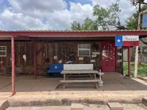 106 W 6th St