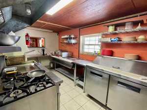 106 W 6th St (17)