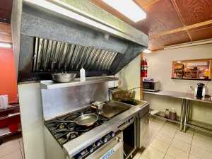 106 W 6th St (18)