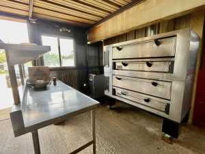 106 W 6th St (24)