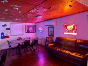 106 W 6th St (6)