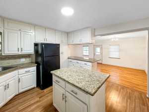 406 E 13th St (3)
