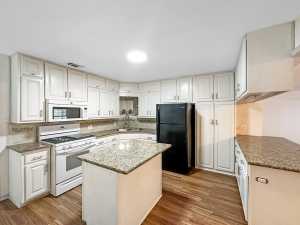 406 E 13th St (5)