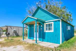19801 US Hwy 83 (8)