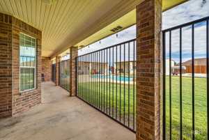 1610 Stonebridge Dr (39)