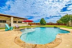 1610 Stonebridge Dr (43)