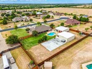 1610 Stonebridge Dr (57)