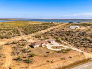 15016 E FM 1929 (46)