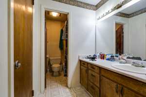 1211 N Garfield St (31)
