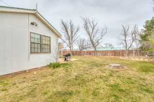 3126 Lake Dr (22)