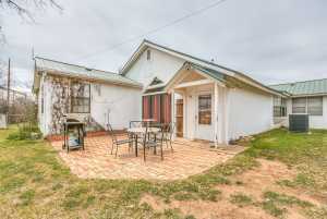 3126 Lake Dr (23)