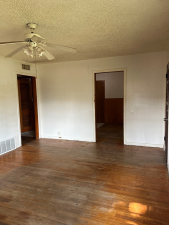 301 River Oaks St (7)