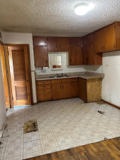 301 River Oaks St (8)