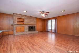 1917 W Ave L (5)