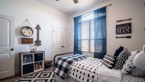 5909 Melrose Ave (4)