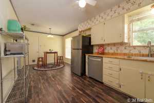 130 E Riverside Ave (12)