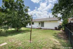 130 E Riverside Ave (20)