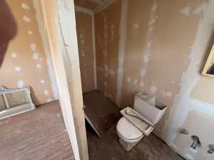 113 E 9th St (4)