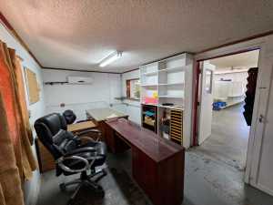 116 S Broadway St (12)