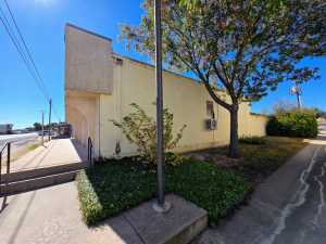 116 S Broadway St (2)