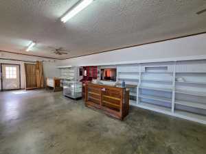 116 S Broadway St (9)