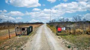 2100 Hurley Rd (10)