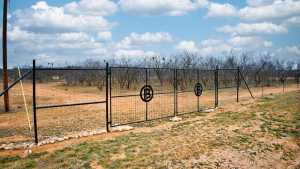 2100 Hurley Rd (12)