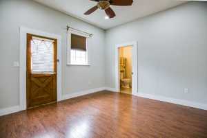 324 S Bishop St (18)
