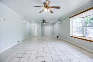324 S Bishop St (26)