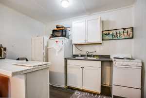 324 S Bishop St (38)