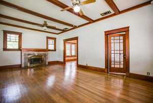 324 S Bishop St (7)