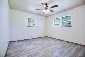 3518 Oxford Dr (26)