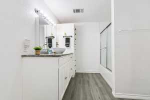 405 W 34th St (25)