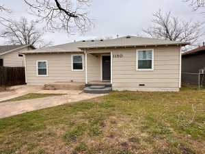 1150 E 18th St (14)