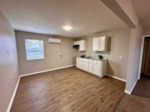 1150 E 18th St (5)