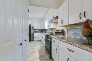 54 E 8th St (12)