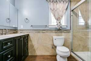 54 E 8th St (36)