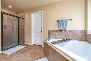 3926 Caroline Lane (21)