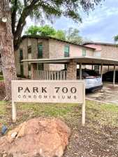 902 Ave D (22)