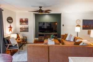 902 Ave D (6)