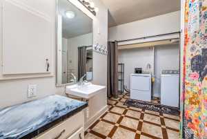 423 S Washington Dr (13)