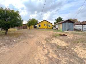 906 N Texas Ave (16)