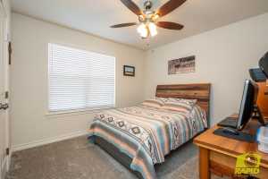 3137 Cedarhill Dr (23)