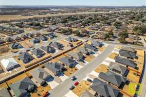 3137 Cedarhill Dr (40)