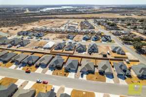 3137 Cedarhill Dr (43)