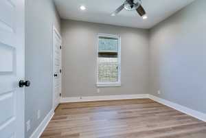 5305 Riviera Lane (25)