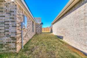 5305 Riviera Lane (37)