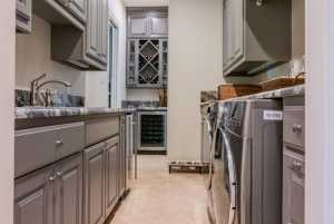 2001 Willow Dr (25)